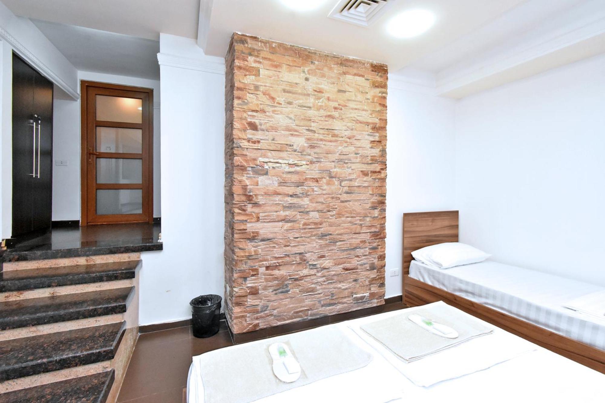 Luna Guest House Ереван Екстериор снимка